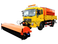 多功能除雪車